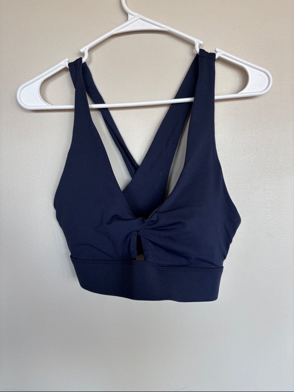 Fabletics Navy Twist Front Sports Bra Crisscross Back Large Pads Included
